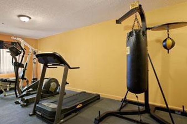 DAYS SUITES UPPER SANDUSKY (Upper Sandusky)